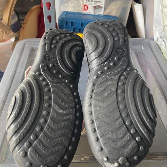 Dawgs Garden Shoes, Summer Shoes, Swim Shoes Clogs  Size 9/10 - Picture 7 of 12